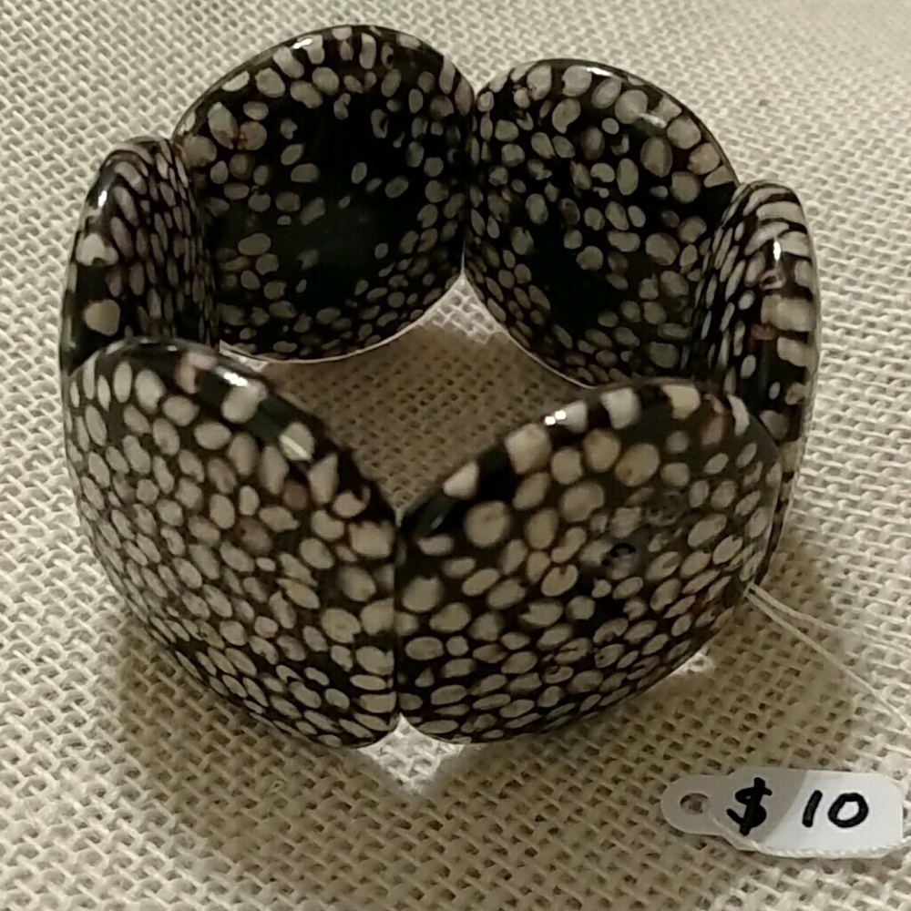 Chunky Bangle Resin Bracelet Stretch Band In Brown & Cream Pebble Pattern OS